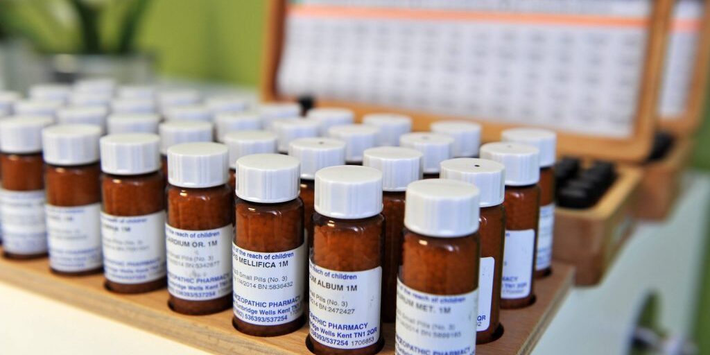Homeopathic medicine storage box